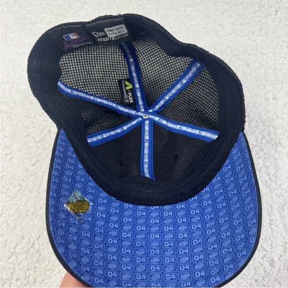 Boston Red Sox 2004 World Series Champions Cap Hat Flex Fit Mesh New Era Black - Picture 3 of 7